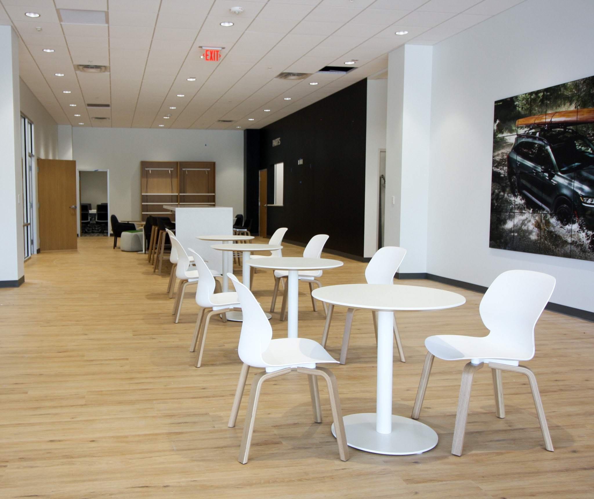 Furniture - Cafe Dining